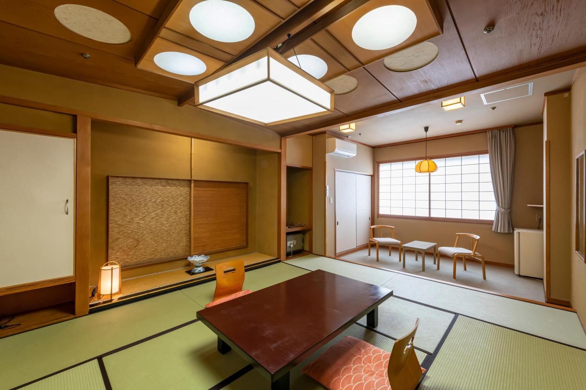 Senkeien Tsukioka Hotel Kaminoyama Exterior photo