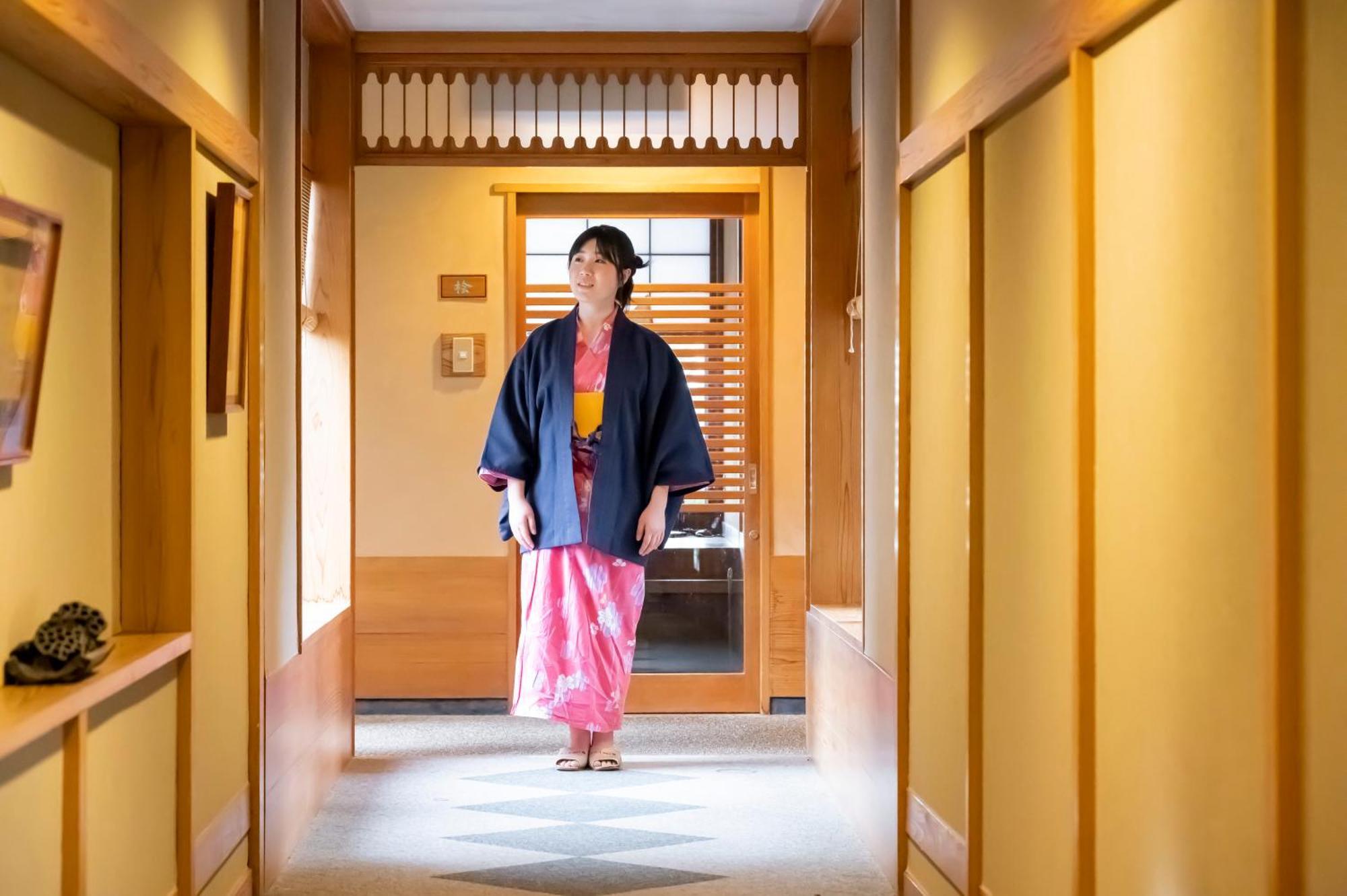 Senkeien Tsukioka Hotel Kaminoyama Exterior photo
